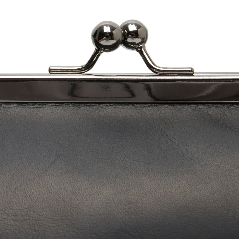 Andrade Full-Grain Leather Shoulder Bag