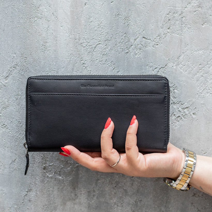 Halle Full-Grain Leather Wallet