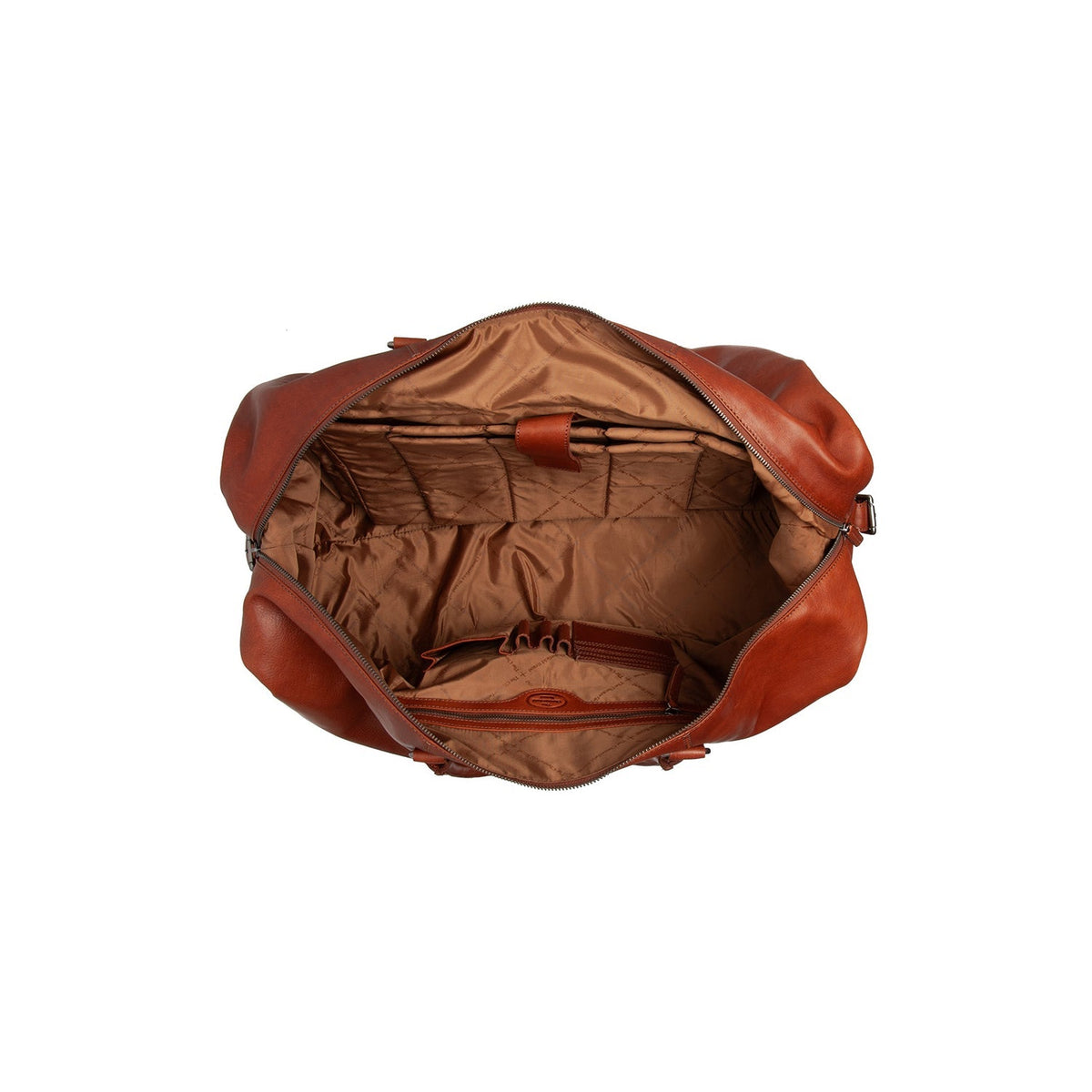 
Solid Antique Brass Hardware & Heavy-Duty Dual Zipper Detail on Cavoli Full-Grain Leather Weekender Bag